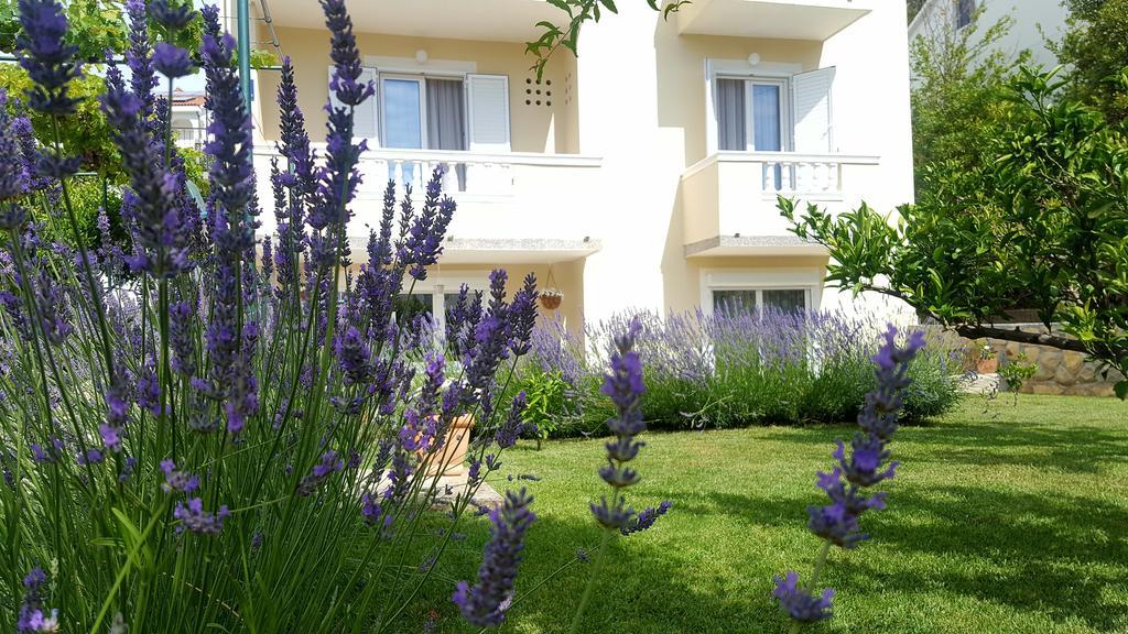 Apartment Branka Banjol エクステリア 写真