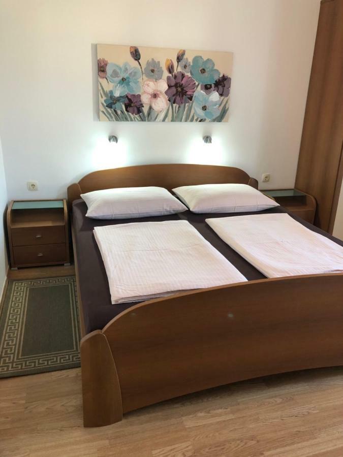 Apartment Branka Banjol エクステリア 写真
